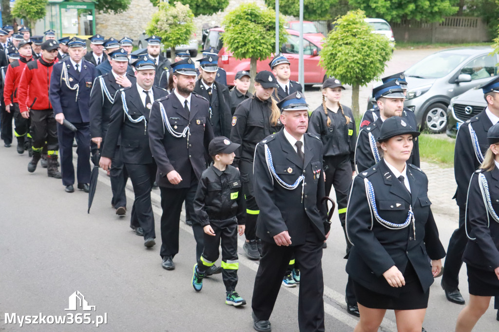 Fotorelacja: Pielgrzymka Rodzin Strażackich do Sanktuarium w Leśniowie