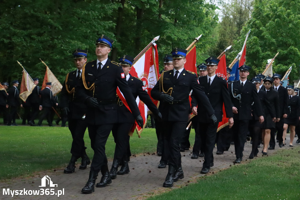 Fotorelacja: Pielgrzymka Rodzin Strażackich do Sanktuarium w Leśniowie