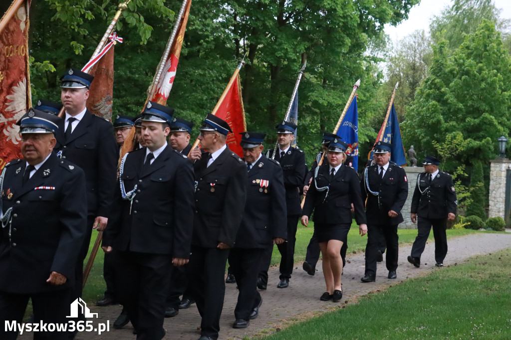 Fotorelacja: Pielgrzymka Rodzin Strażackich do Sanktuarium w Leśniowie