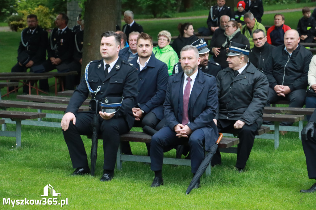 Fotorelacja: Pielgrzymka Rodzin Strażackich do Sanktuarium w Leśniowie