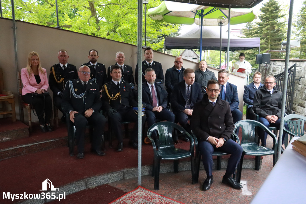 Fotorelacja: Pielgrzymka Rodzin Strażackich do Sanktuarium w Leśniowie