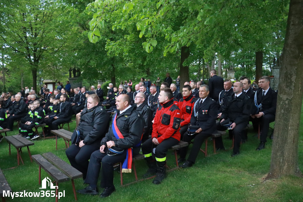Fotorelacja: Pielgrzymka Rodzin Strażackich do Sanktuarium w Leśniowie