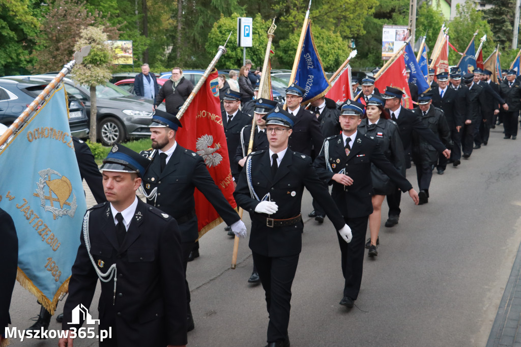 Fotorelacja: Pielgrzymka Rodzin Strażackich do Sanktuarium w Leśniowie
