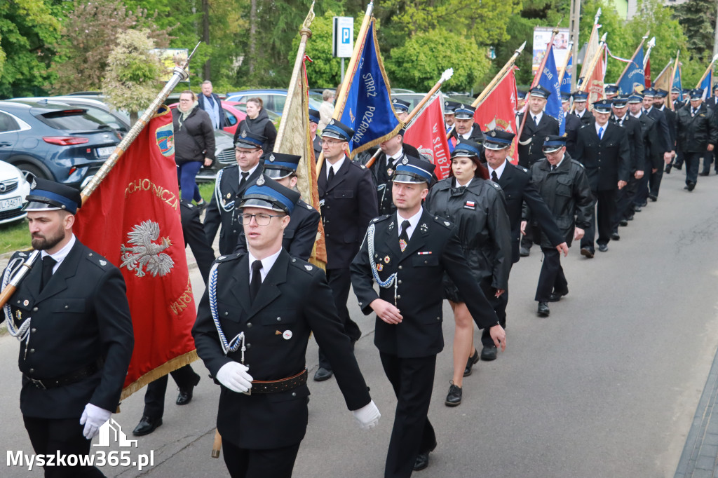 Fotorelacja: Pielgrzymka Rodzin Strażackich do Sanktuarium w Leśniowie