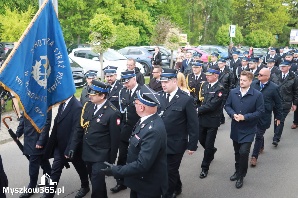 Fotorelacja: Pielgrzymka Rodzin Strażackich do Sanktuarium w Leśniowie
