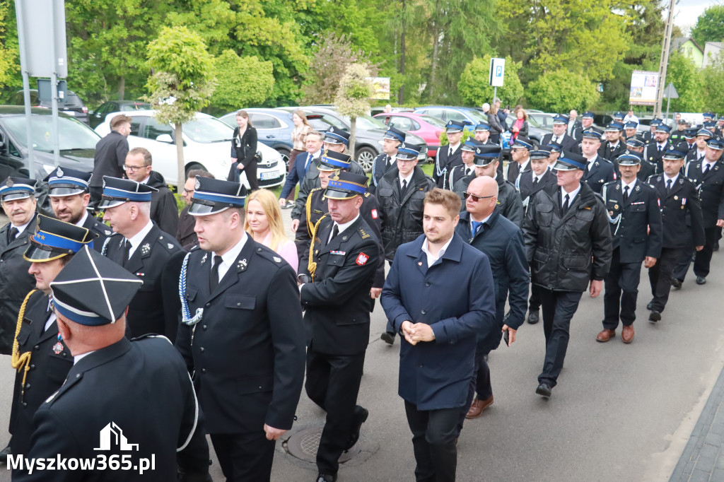 Fotorelacja: Pielgrzymka Rodzin Strażackich do Sanktuarium w Leśniowie