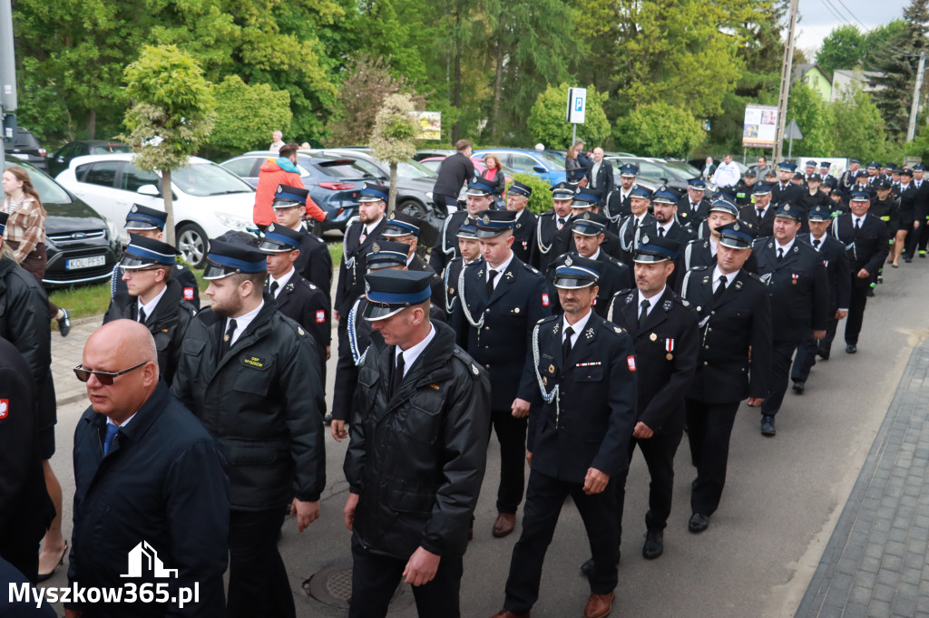 Fotorelacja: Pielgrzymka Rodzin Strażackich do Sanktuarium w Leśniowie