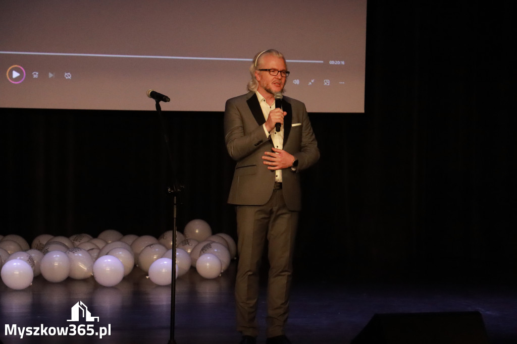 Fotorelacja: Koncert Jubileuszowy Szkoły Muzycznej w Myszkowie