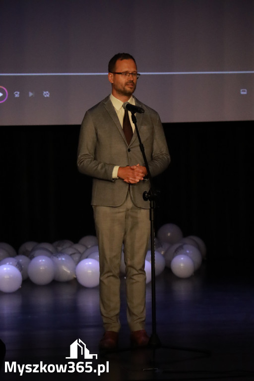 Fotorelacja: Koncert Jubileuszowy Szkoły Muzycznej w Myszkowie