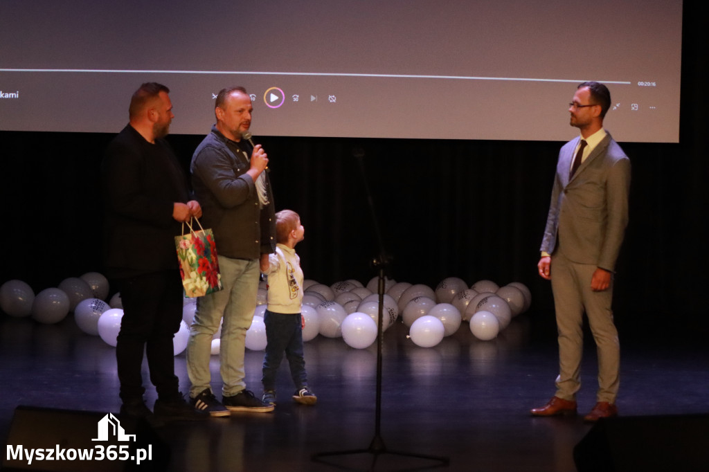 Fotorelacja: Koncert Jubileuszowy Szkoły Muzycznej w Myszkowie