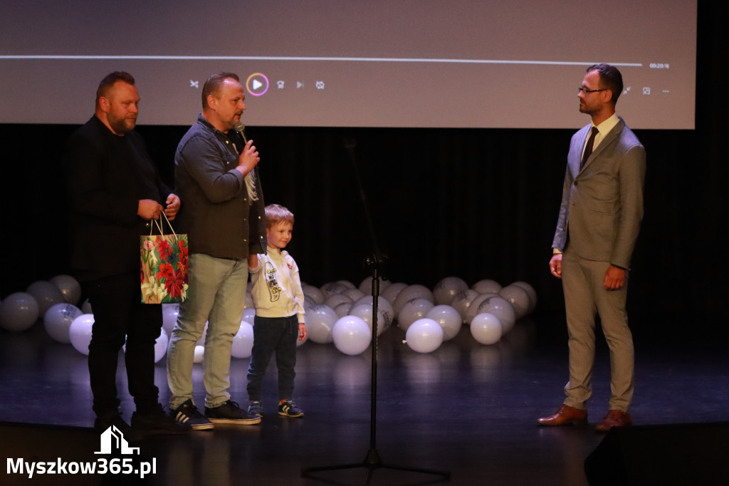 Fotorelacja: Koncert Jubileuszowy Szkoły Muzycznej w Myszkowie