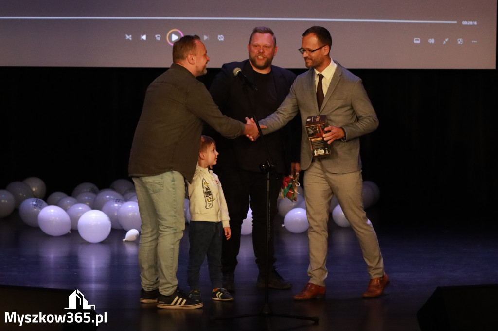Fotorelacja: Koncert Jubileuszowy Szkoły Muzycznej w Myszkowie