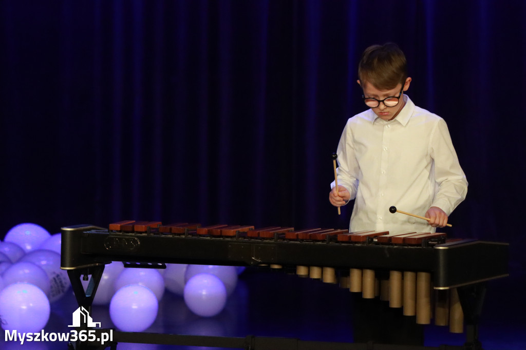 Fotorelacja: Koncert Jubileuszowy Szkoły Muzycznej w Myszkowie