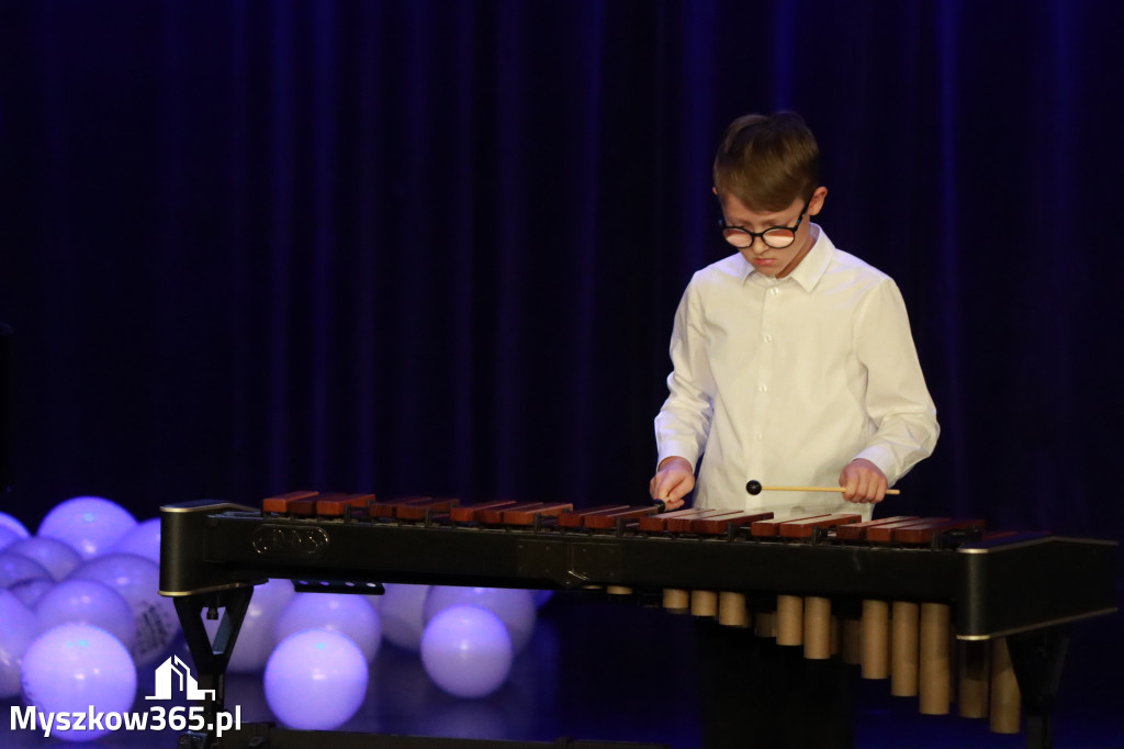 Fotorelacja: Koncert Jubileuszowy Szkoły Muzycznej w Myszkowie