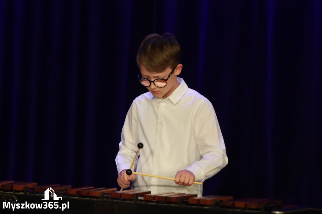 Fotorelacja: Koncert Jubileuszowy Szkoły Muzycznej w Myszkowie