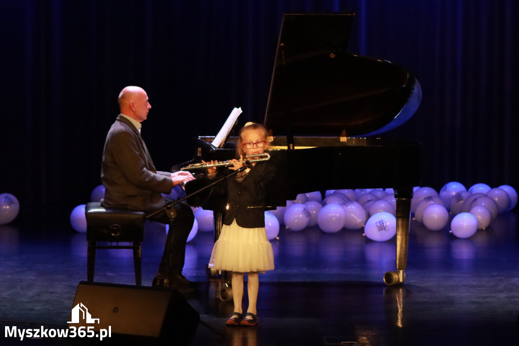 Fotorelacja: Koncert Jubileuszowy Szkoły Muzycznej w Myszkowie