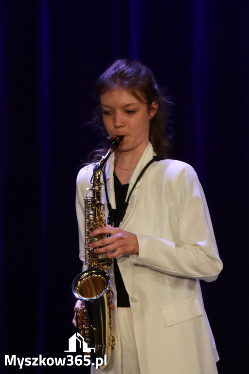 Fotorelacja: Koncert Jubileuszowy Szkoły Muzycznej w Myszkowie