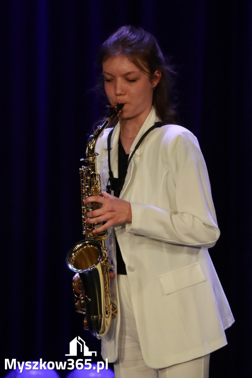 Fotorelacja: Koncert Jubileuszowy Szkoły Muzycznej w Myszkowie