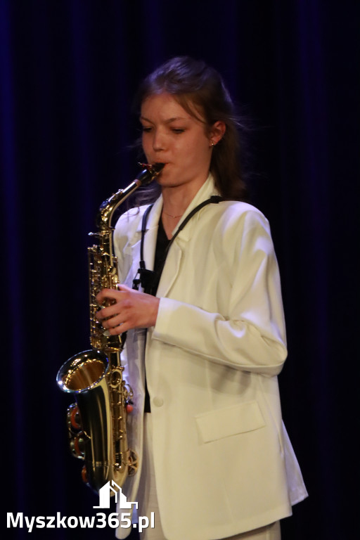 Fotorelacja: Koncert Jubileuszowy Szkoły Muzycznej w Myszkowie