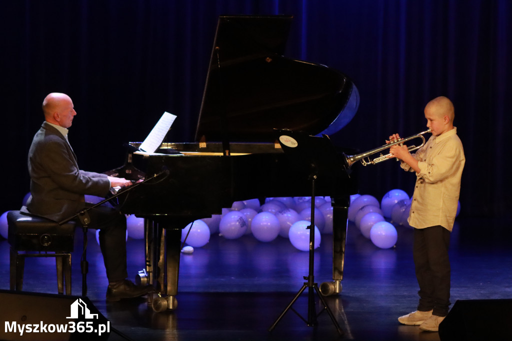 Fotorelacja: Koncert Jubileuszowy Szkoły Muzycznej w Myszkowie