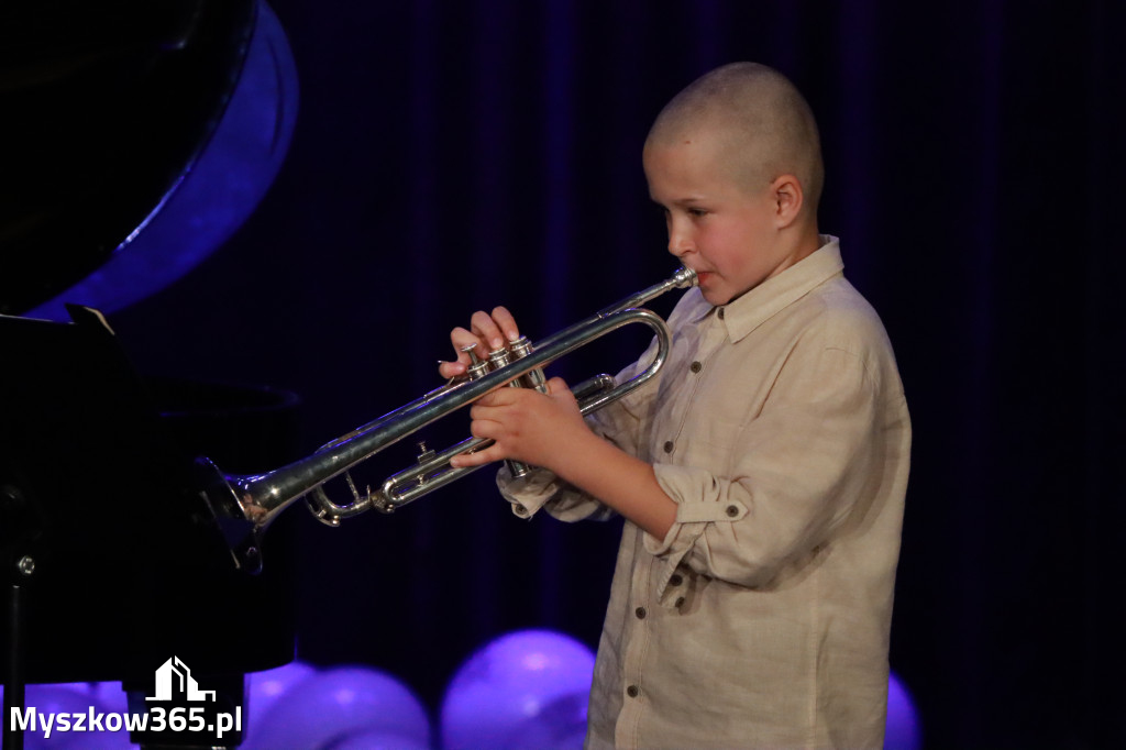 Fotorelacja: Koncert Jubileuszowy Szkoły Muzycznej w Myszkowie