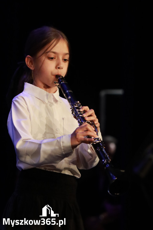 Fotorelacja: Koncert Jubileuszowy Szkoły Muzycznej w Myszkowie