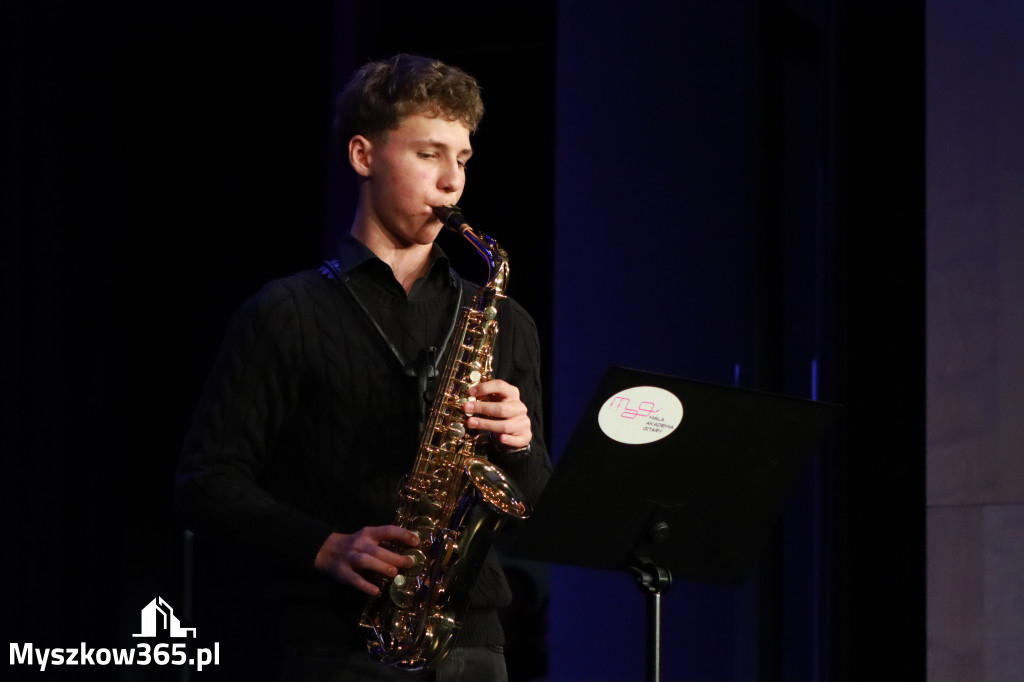 Fotorelacja: Koncert Jubileuszowy Szkoły Muzycznej w Myszkowie