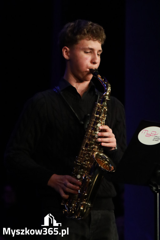 Fotorelacja: Koncert Jubileuszowy Szkoły Muzycznej w Myszkowie