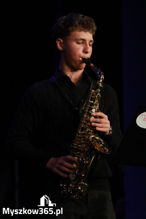 Fotorelacja: Koncert Jubileuszowy Szkoły Muzycznej w Myszkowie