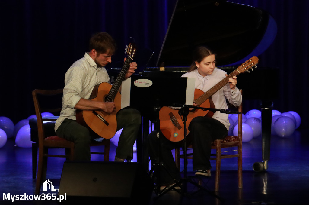 Fotorelacja: Koncert Jubileuszowy Szkoły Muzycznej w Myszkowie