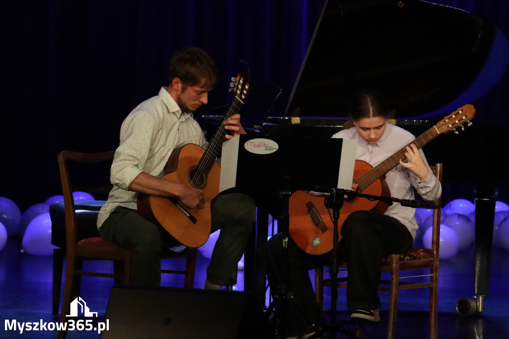 Fotorelacja: Koncert Jubileuszowy Szkoły Muzycznej w Myszkowie