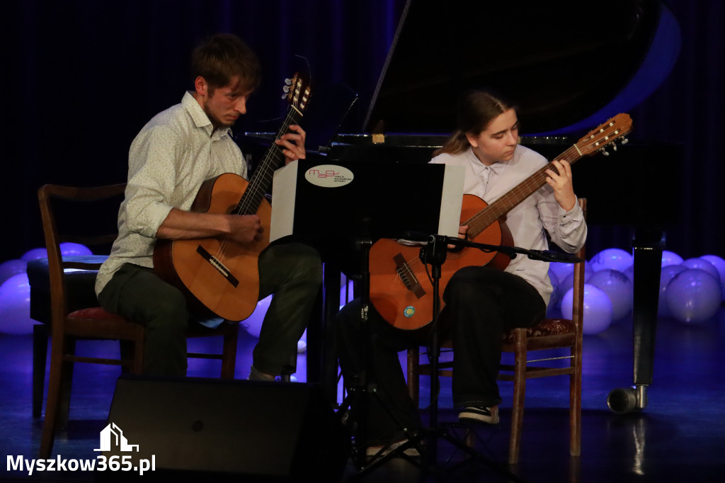 Fotorelacja: Koncert Jubileuszowy Szkoły Muzycznej w Myszkowie