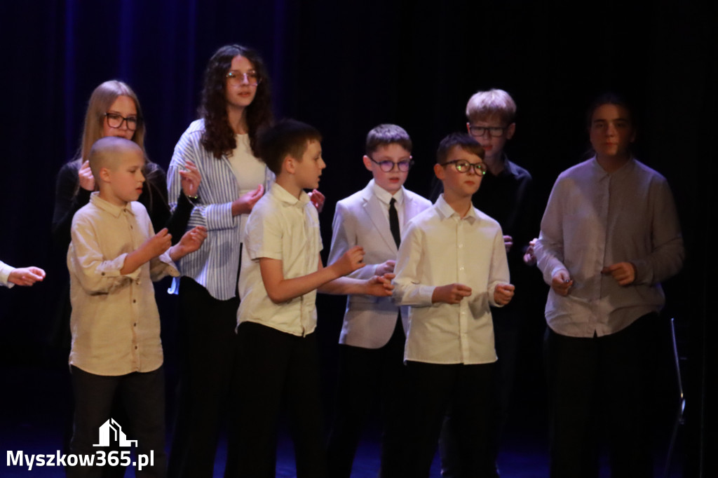 Fotorelacja: Koncert Jubileuszowy Szkoły Muzycznej w Myszkowie