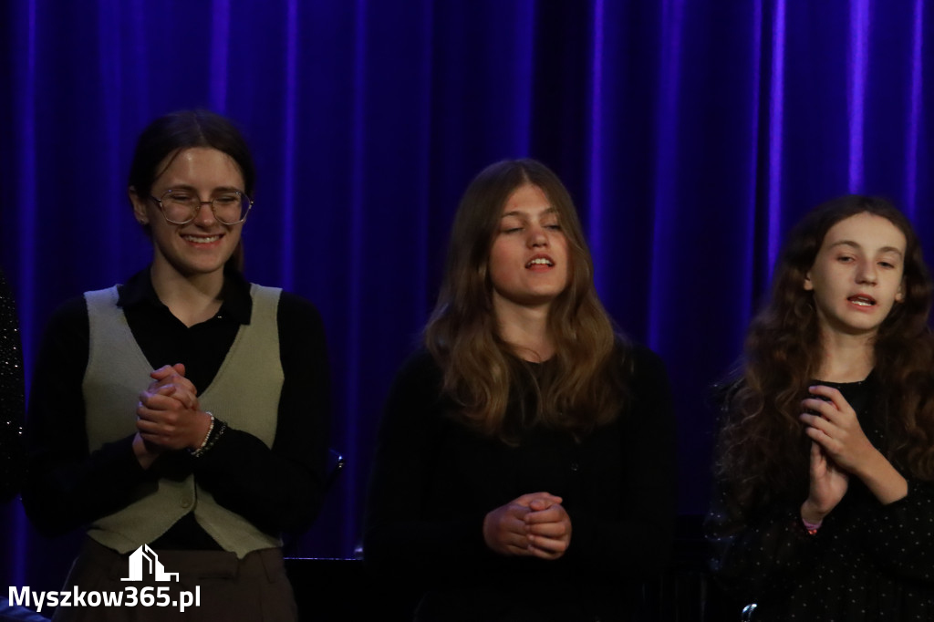 Fotorelacja: Koncert Jubileuszowy Szkoły Muzycznej w Myszkowie