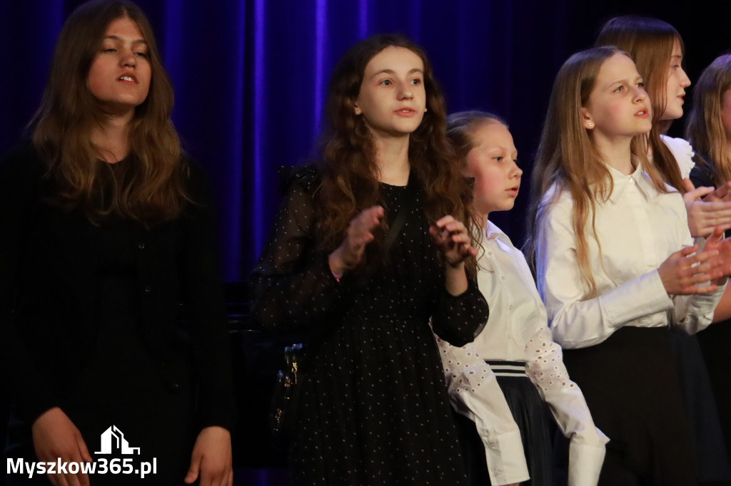 Fotorelacja: Koncert Jubileuszowy Szkoły Muzycznej w Myszkowie