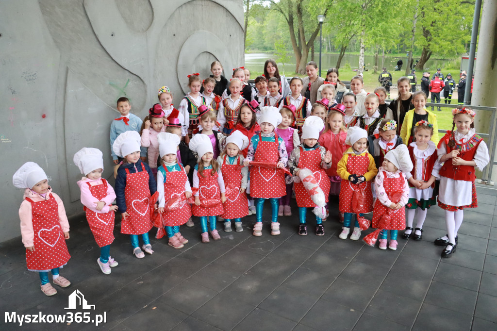 Fotorelacja: VII Familijny Bieg z Książką w Myszkowie