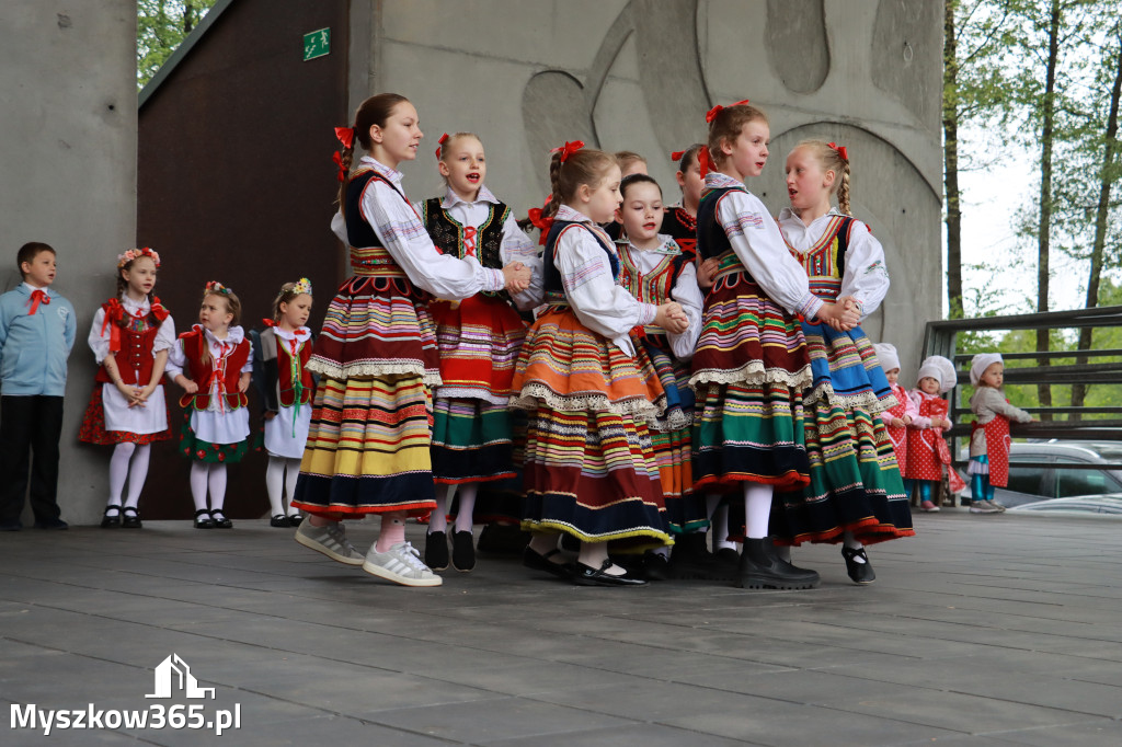 Fotorelacja: VII Familijny Bieg z Książką w Myszkowie