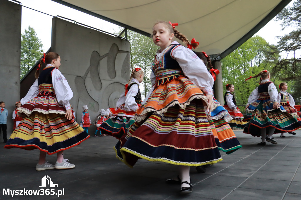 Fotorelacja: VII Familijny Bieg z Książką w Myszkowie