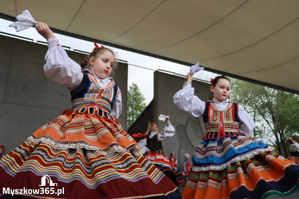 Fotorelacja: VII Familijny Bieg z Książką w Myszkowie