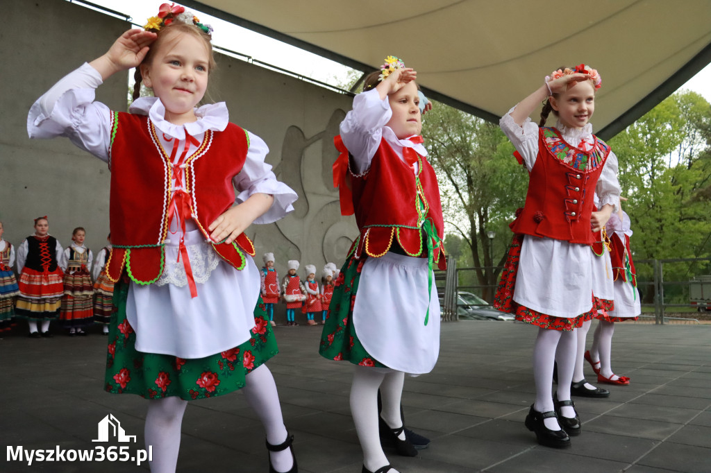 Fotorelacja: VII Familijny Bieg z Książką w Myszkowie
