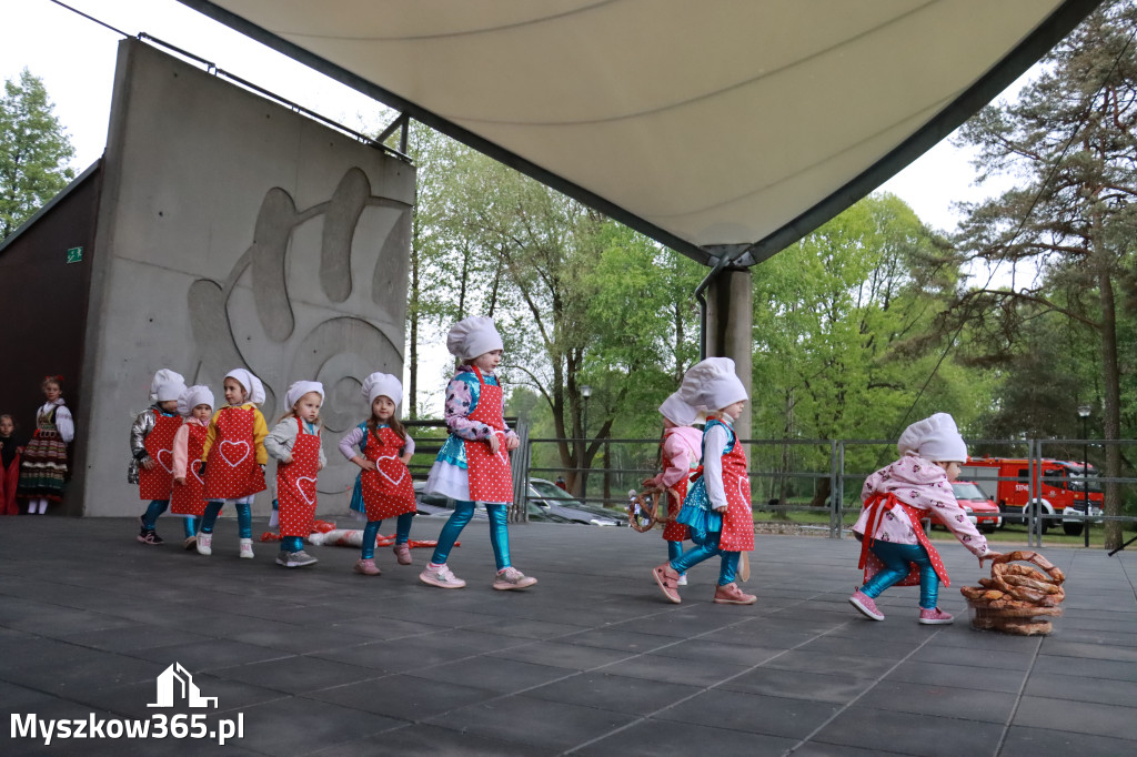 Fotorelacja: VII Familijny Bieg z Książką w Myszkowie