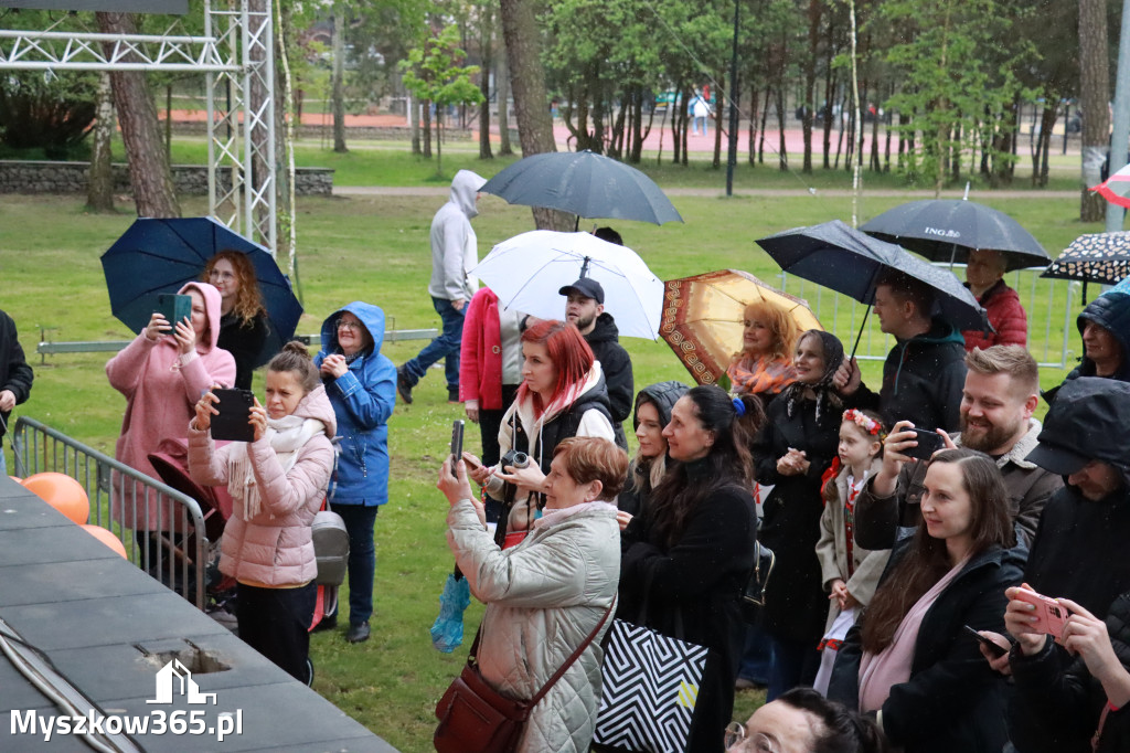 Fotorelacja: VII Familijny Bieg z Książką w Myszkowie