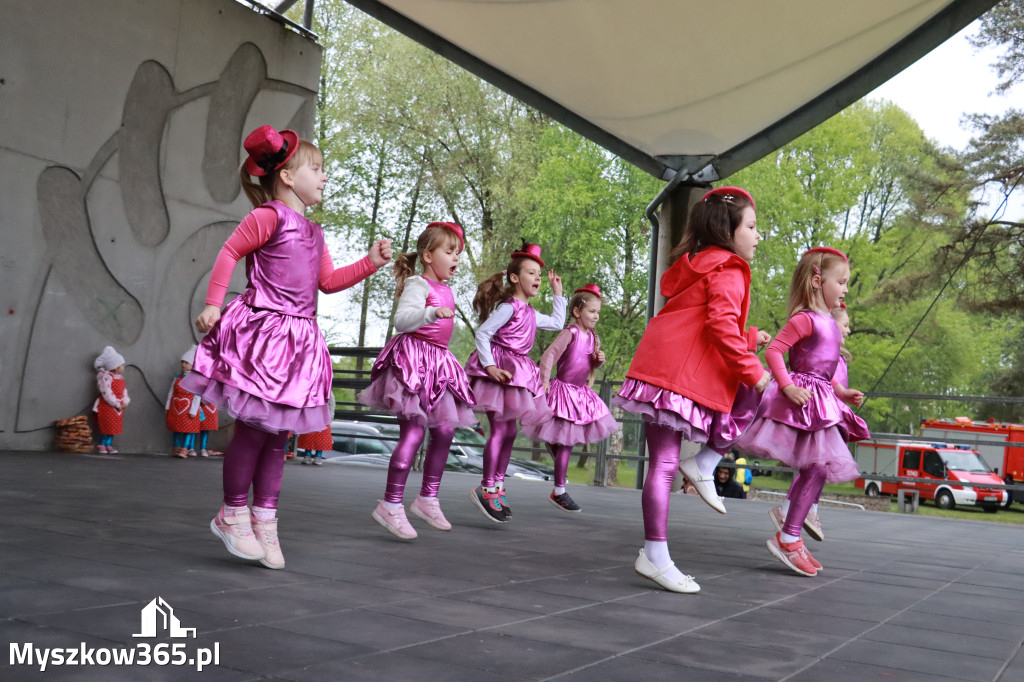 Fotorelacja: VII Familijny Bieg z Książką w Myszkowie