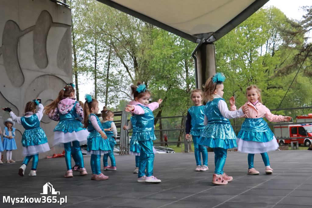 Fotorelacja: VII Familijny Bieg z Książką w Myszkowie