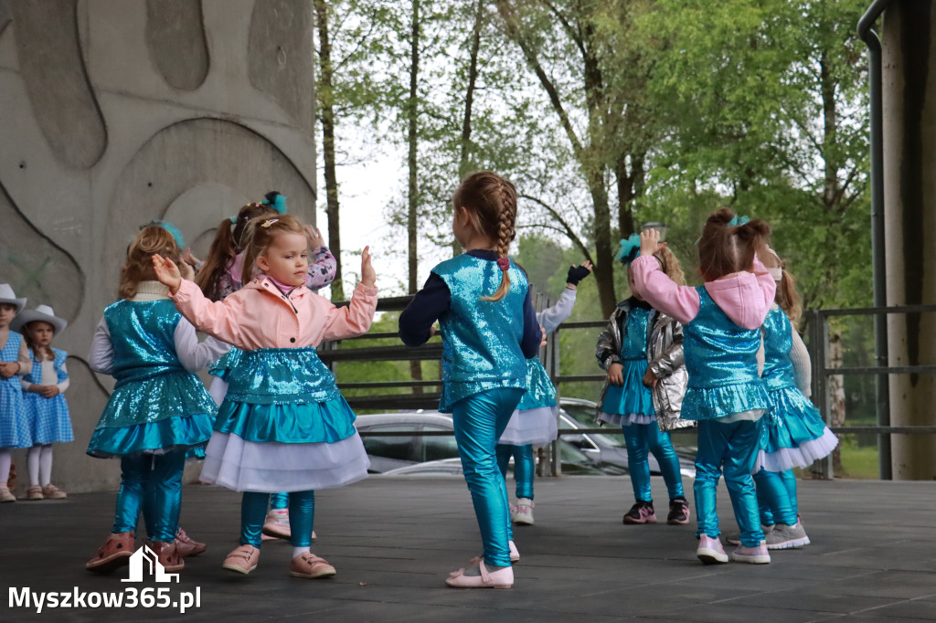 Fotorelacja: VII Familijny Bieg z Książką w Myszkowie