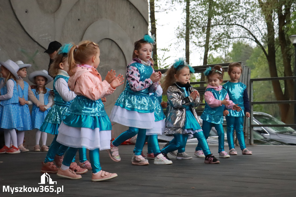 Fotorelacja: VII Familijny Bieg z Książką w Myszkowie
