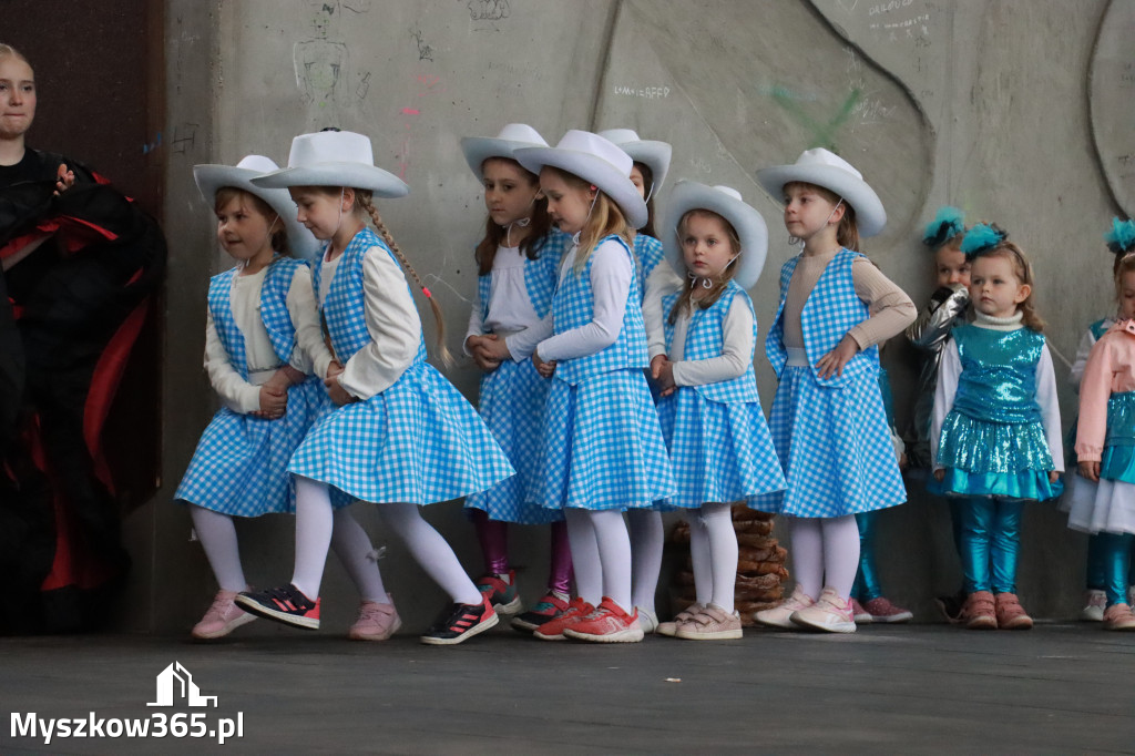 Fotorelacja: VII Familijny Bieg z Książką w Myszkowie