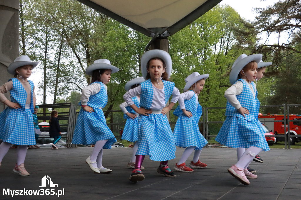 Fotorelacja: VII Familijny Bieg z Książką w Myszkowie