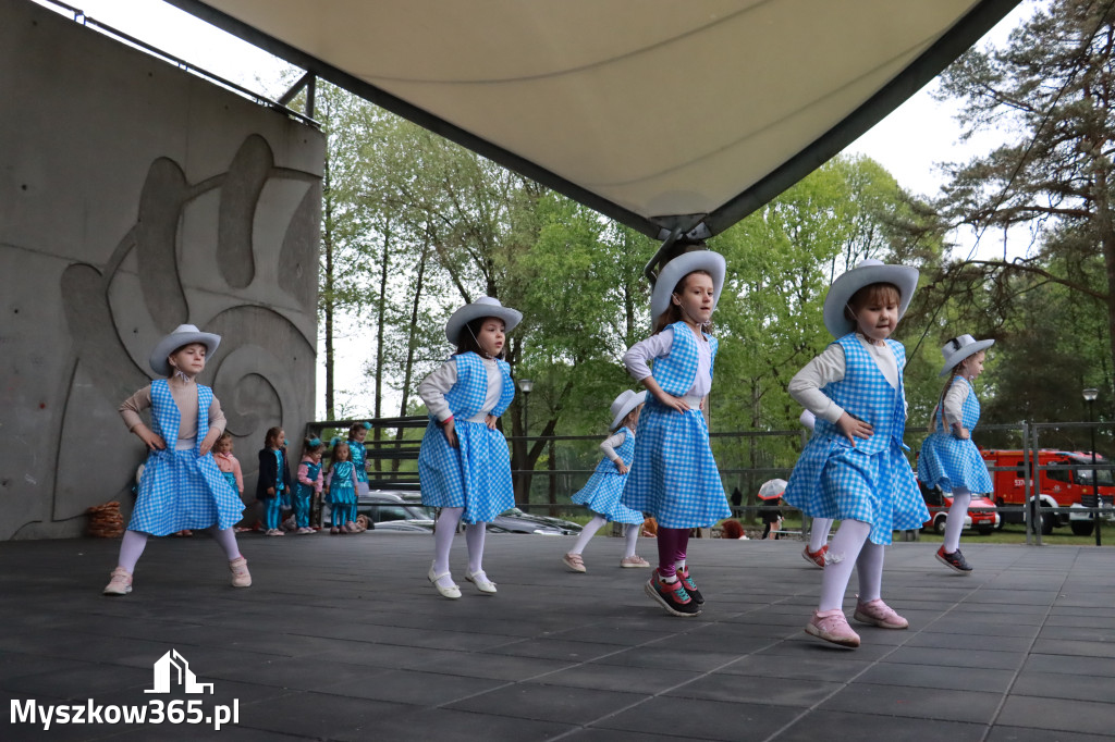 Fotorelacja: VII Familijny Bieg z Książką w Myszkowie