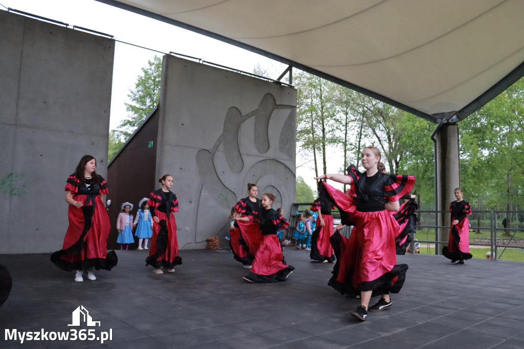 Fotorelacja: VII Familijny Bieg z Książką w Myszkowie